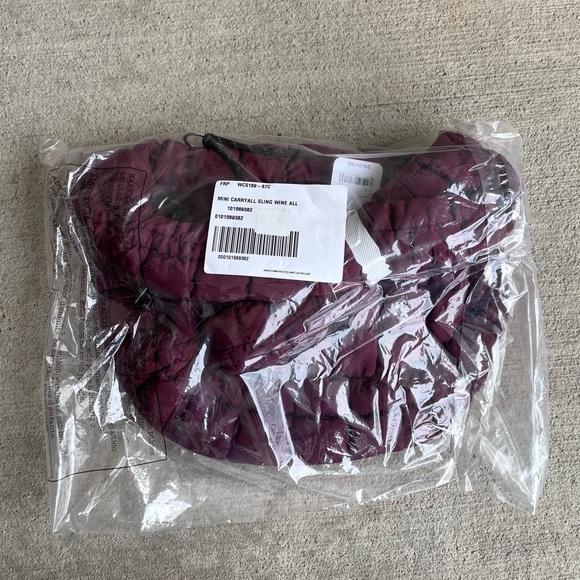 FP Movement quilted baby carryall sling bag mahogany NWT - Picture 7 of 7